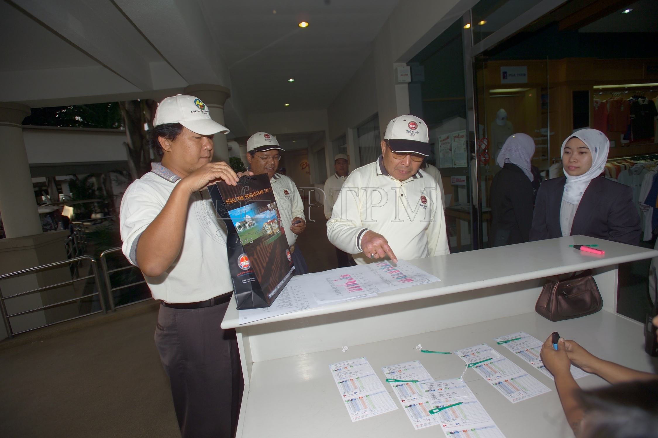 PTPM 04 17 golf D8XZ4693